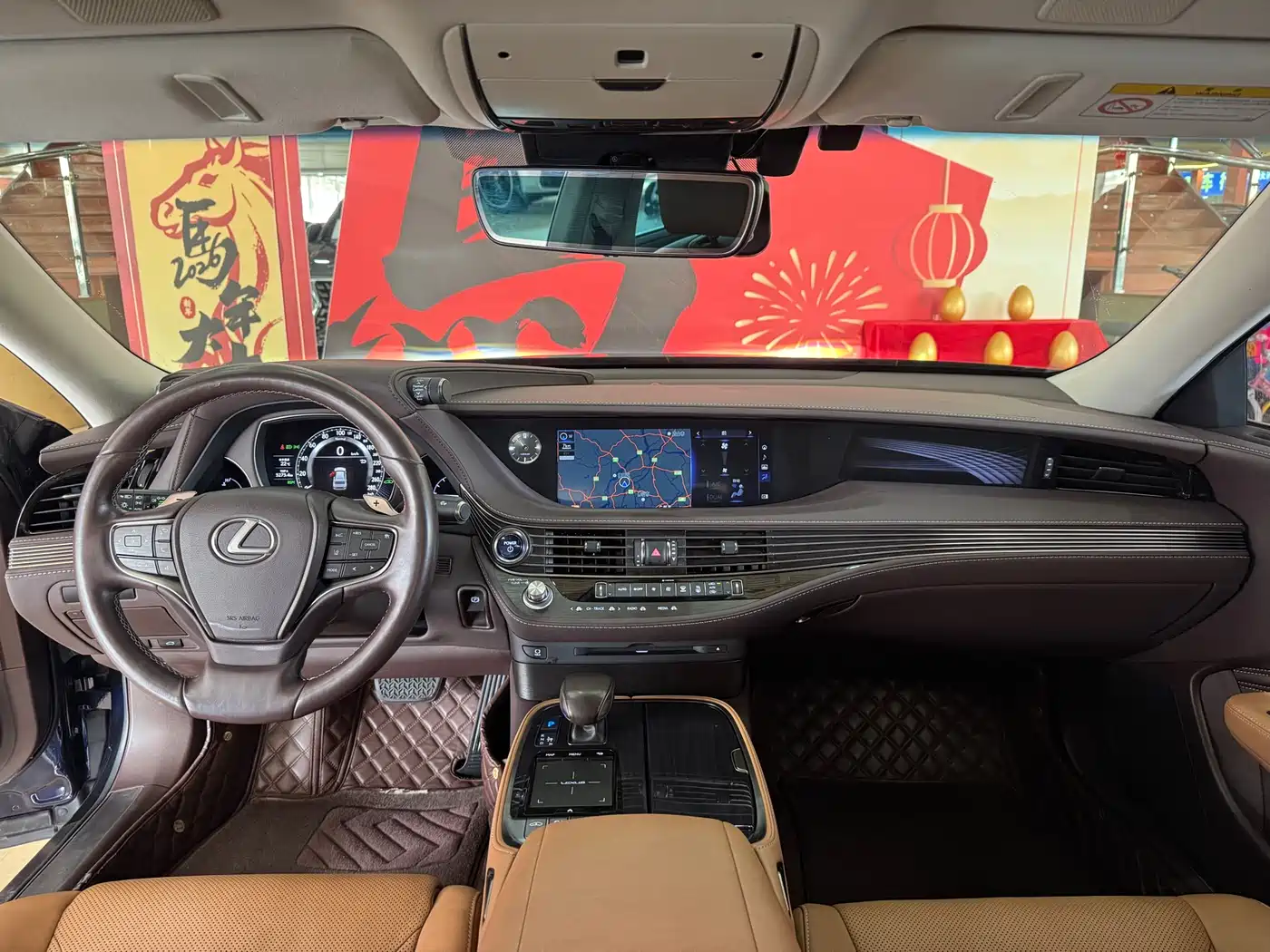 Lexus LS 2018 500h Excellence Edition China V фото 11