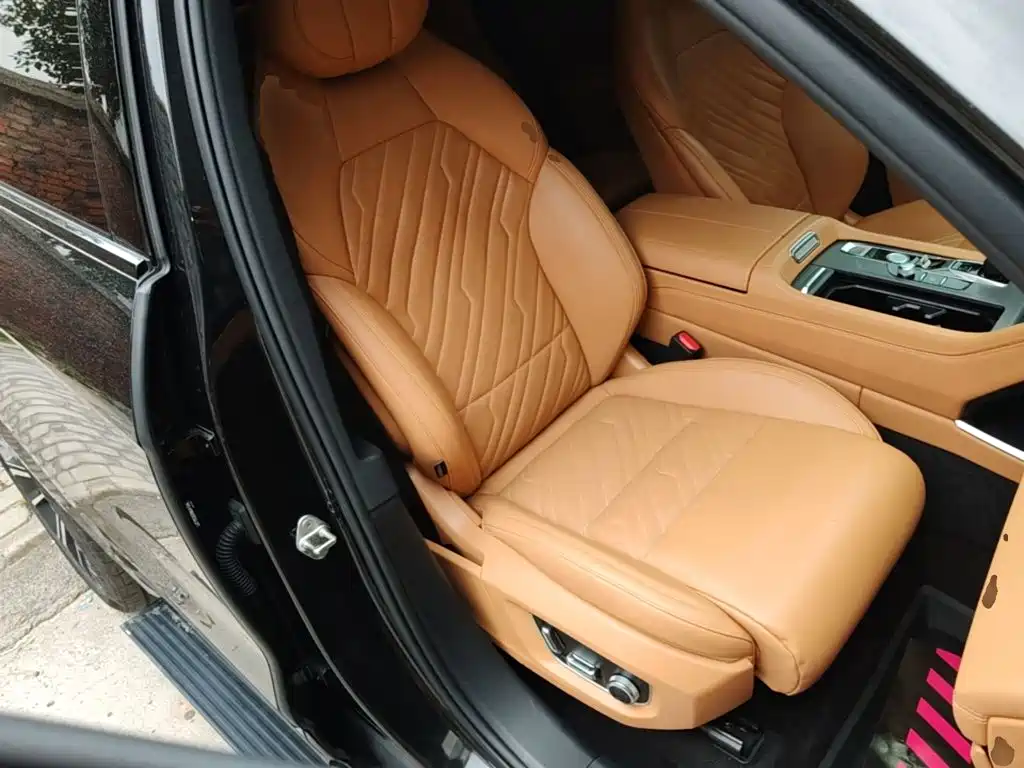 Lynk & Co 09 2024 2024 2.0T 4WD Global Version 7-seater