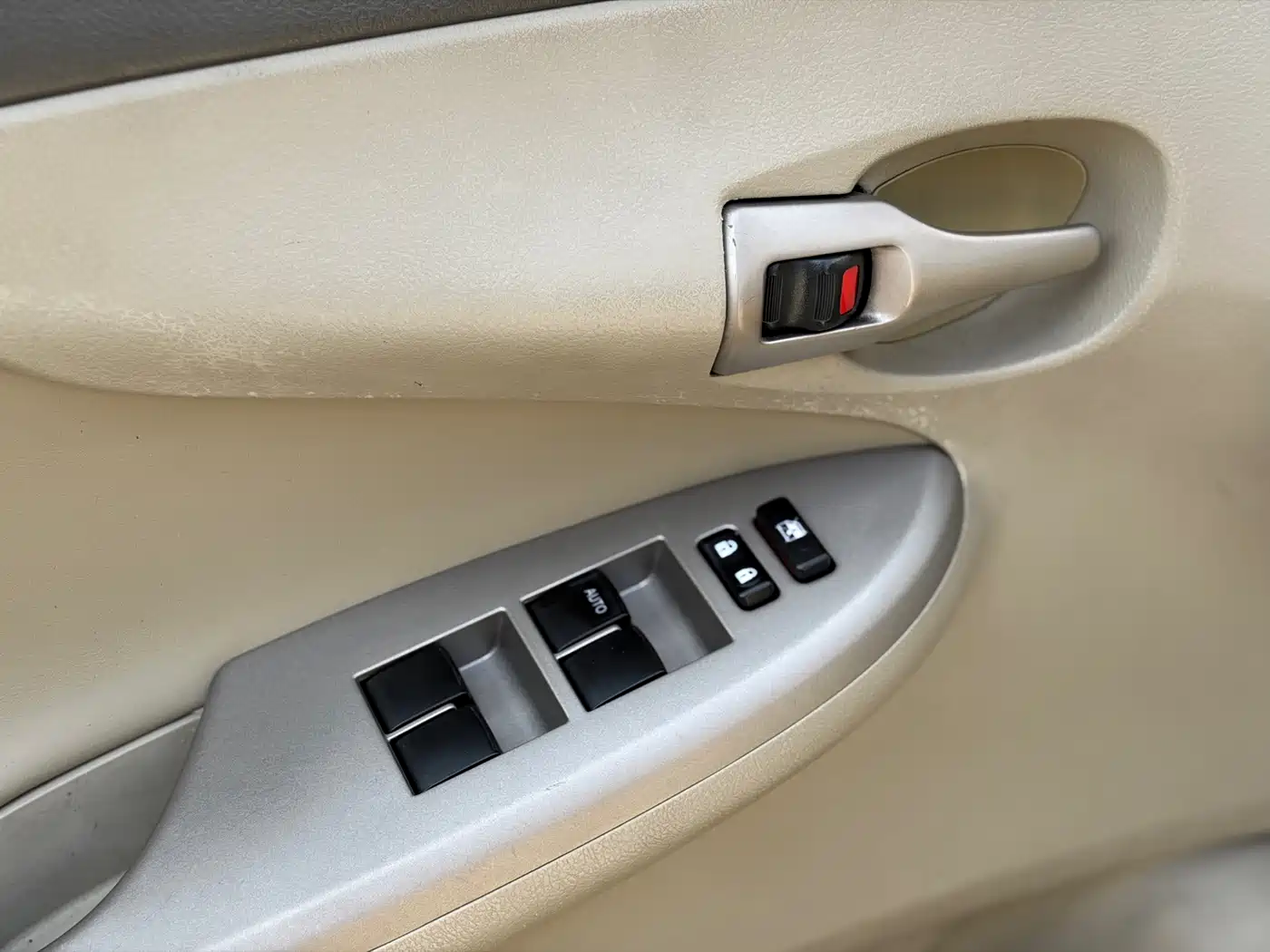 Toyota Corolla 2008 1.8L Automatic GL-i Sunroof Special Edition фото 20