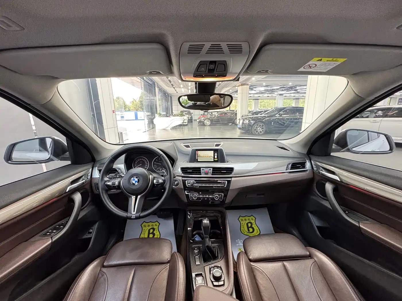 BMW X1 2016 sDrive18Li Luxury Model фото 10