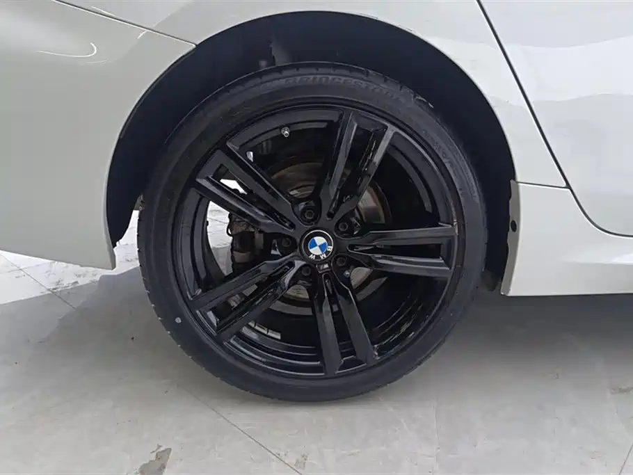 BMW 1 Series 2021 Facelift 125i M Sport Shadow Edition фото 6