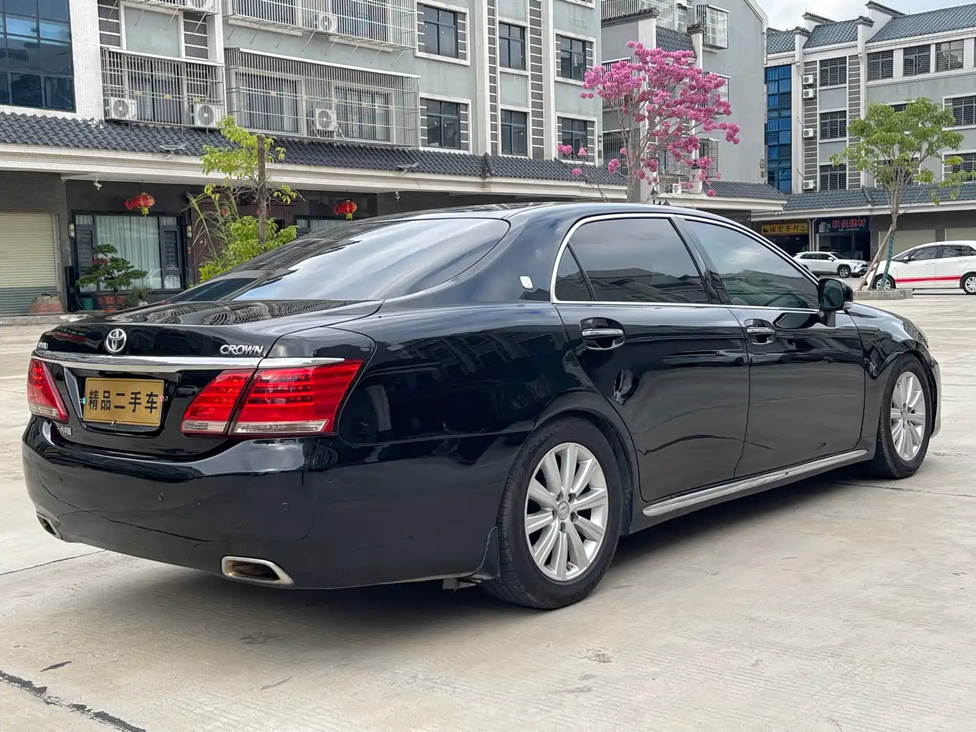 Toyota Crown 2012 2.5L Royal Leather Edition фото 7