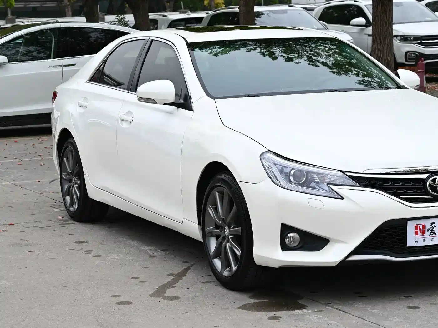 Toyota Reiz 2013 2.5V Elite Edition фото 8