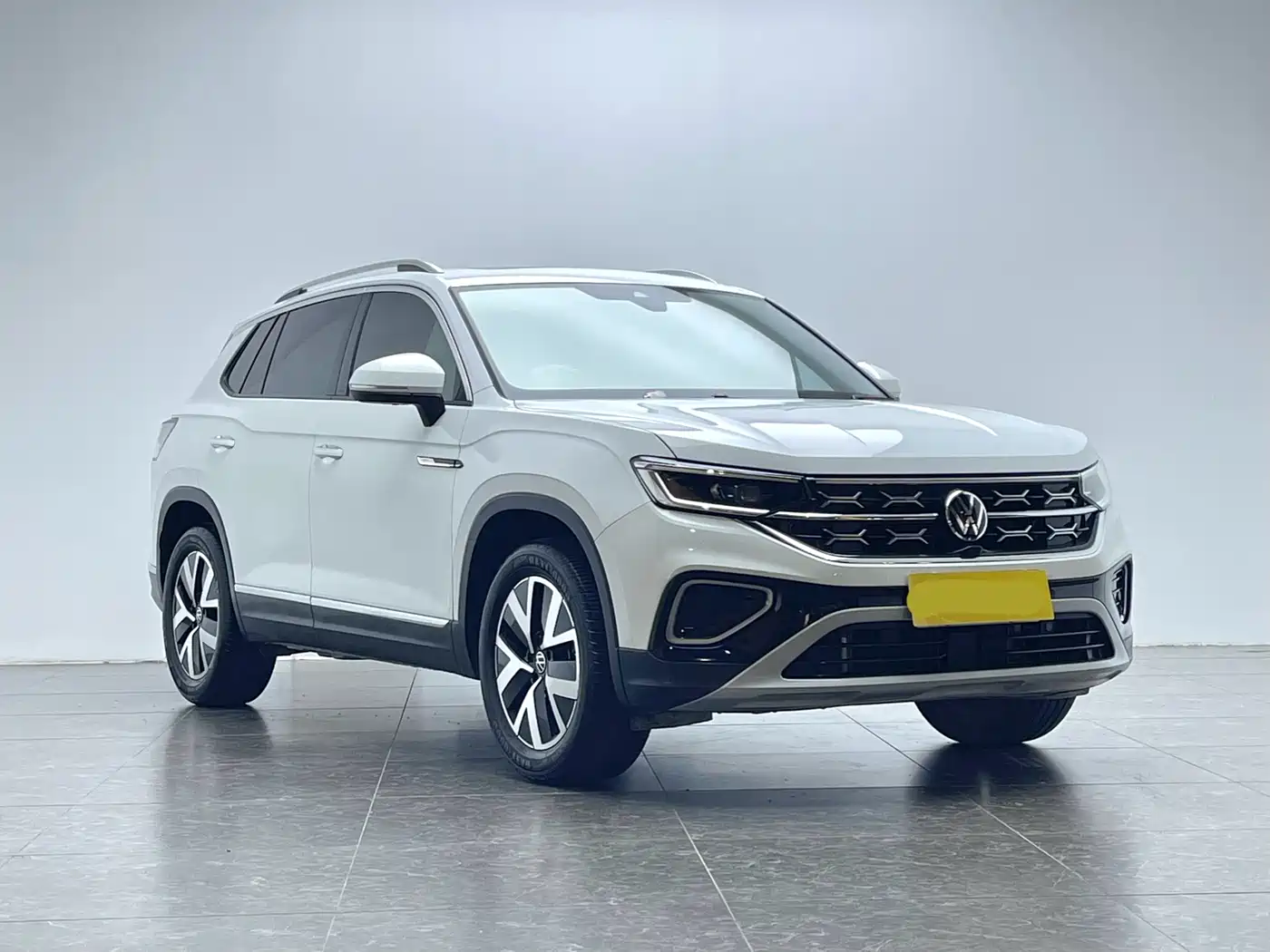 Volkswagen Tayron 2024 300TSI 2WD Luxury Plus Advanced фото 20