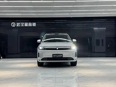 AITO M7