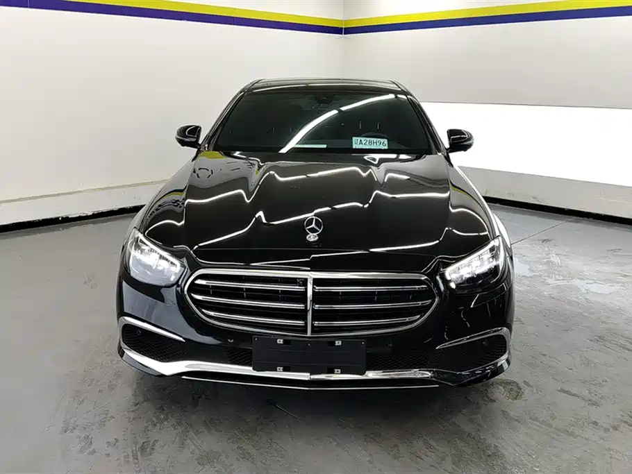 Mercedes-Benz E-Class 2023 Facelift E 300 L Sport Luxury фото 2