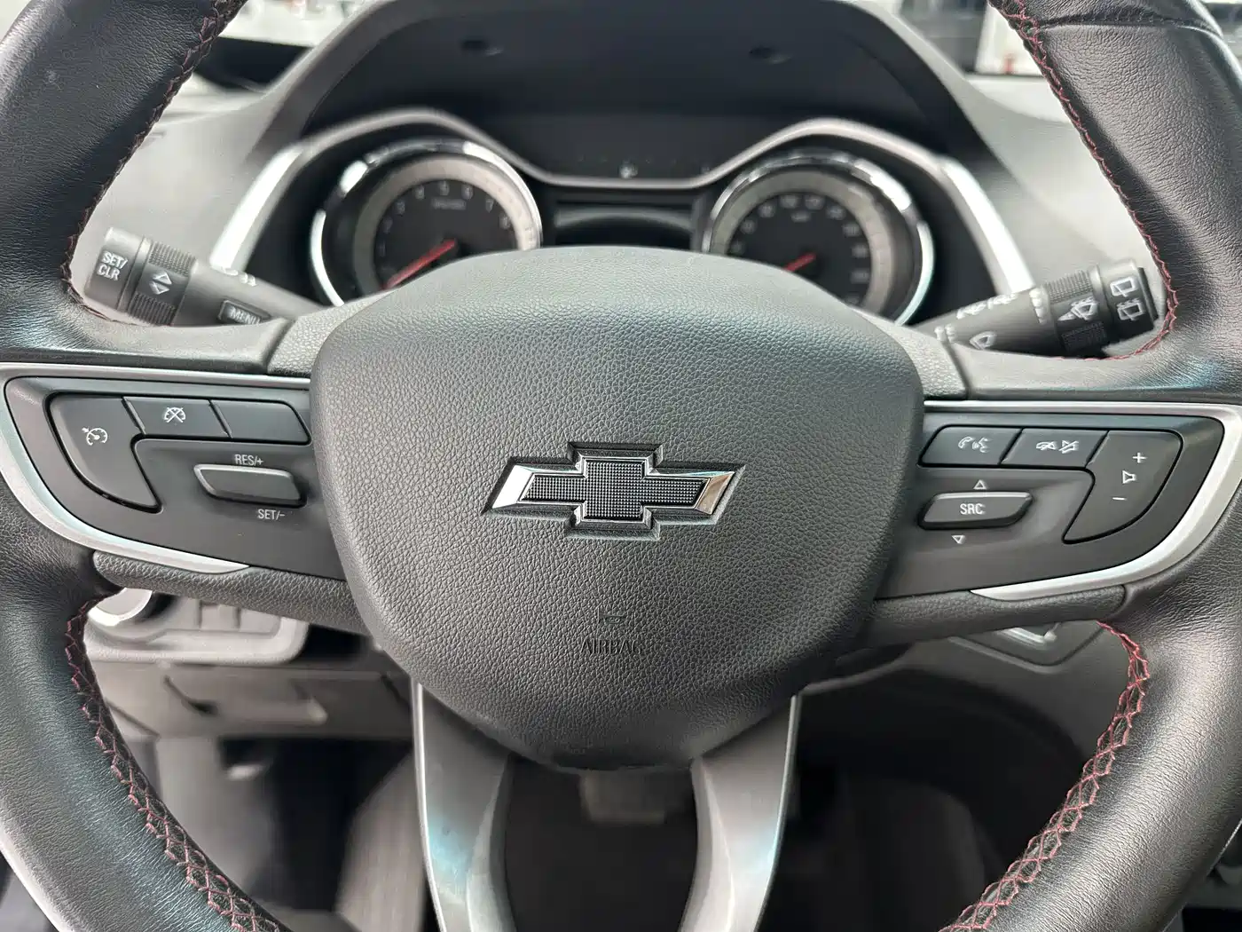 Chevrolet Volando 2023 2020 Mild Hybrid Redline 530T Automatic Premium Edition (5+2 seater)