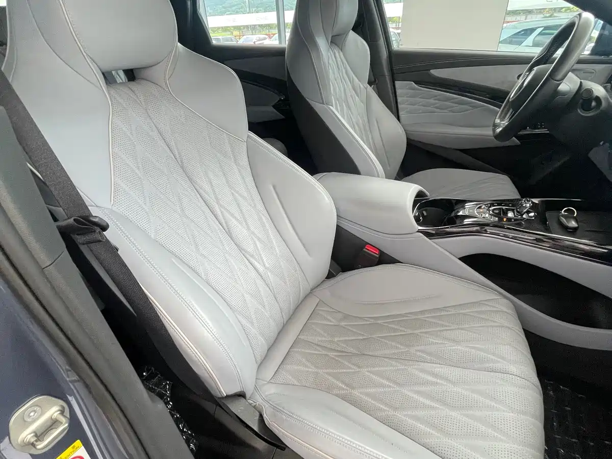 BYD Seal 2022 550km Standard Range RWD Premium фото 12