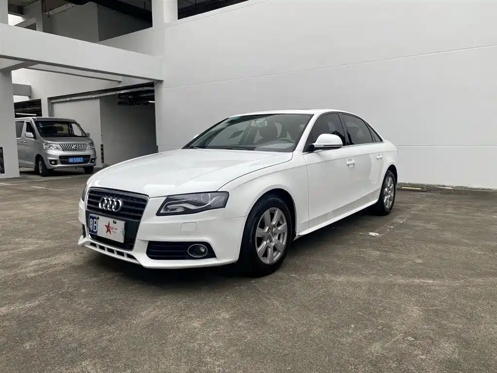 Audi A4L 2012 2.0 TFSI Auto Standard