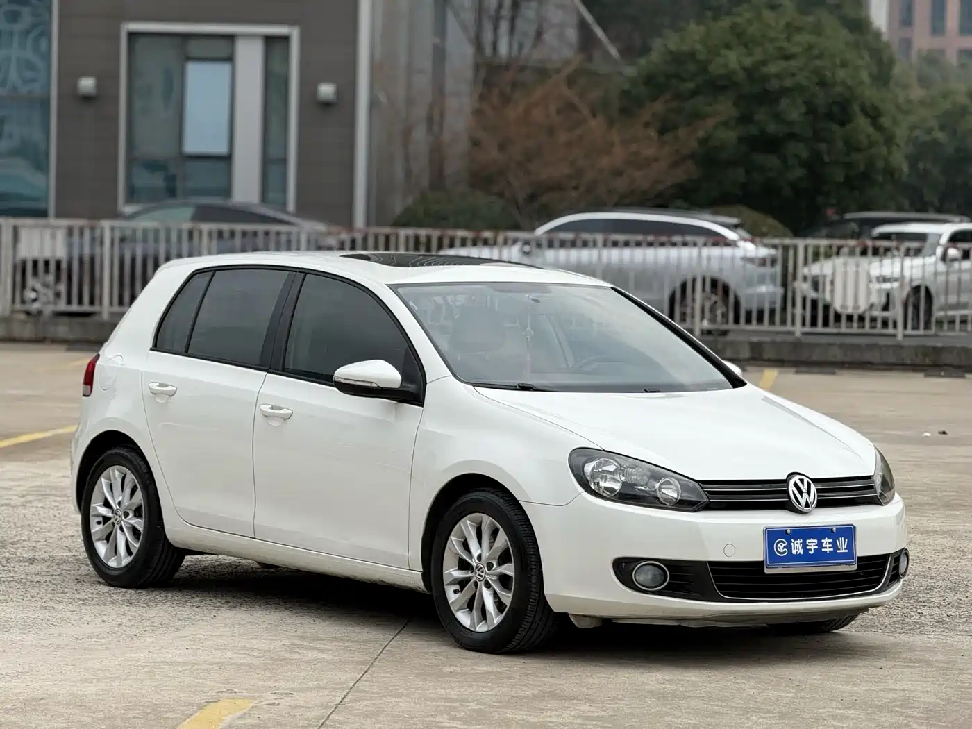 Volkswagen Golf 2012 1.4TSI Automatic Luxury фото 3