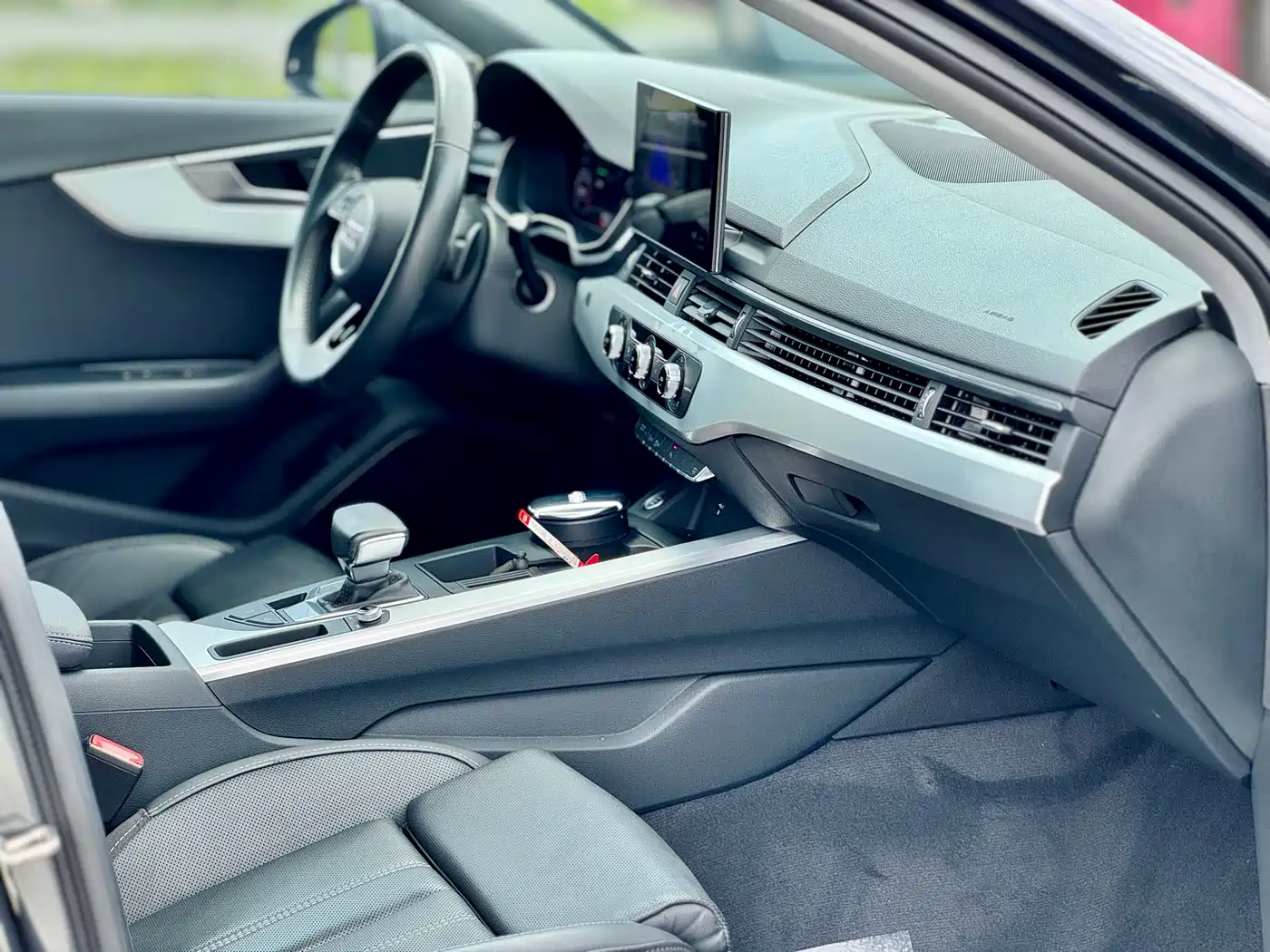 Audi A4L 2020 40 TFSI Fashion Dynamic Edition фото 23