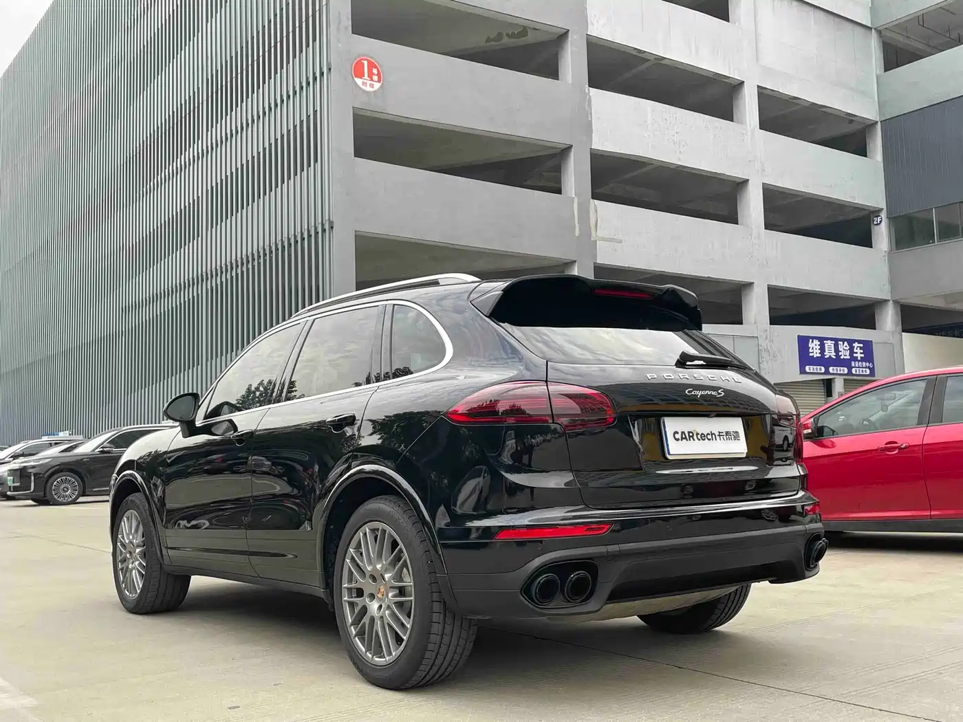 Porsche Cayenne 2011 Cayenne 3.0T фото 6