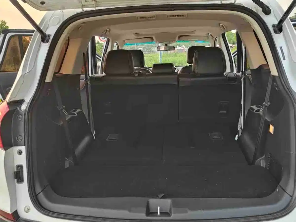 SWM Motor SWM X7 2017 2017 1.5T Automatic Smart Enjoy 7-seater