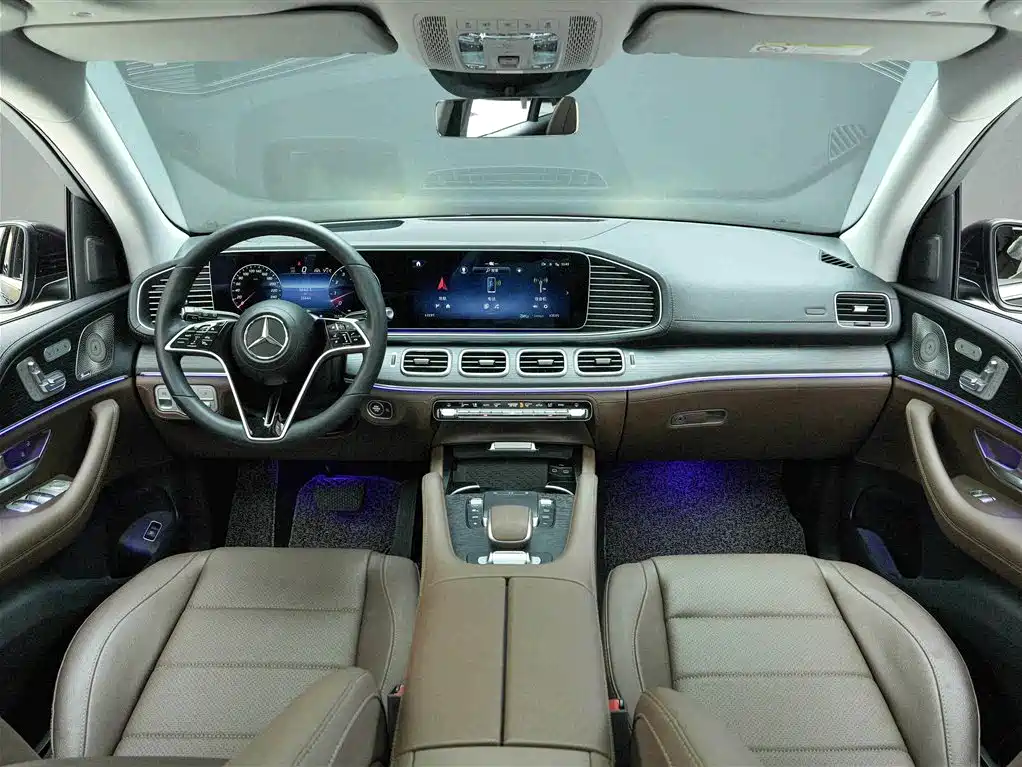 Mercedes-Benz GLE 2024 GLE 450 4MATIC Luxury фото 6