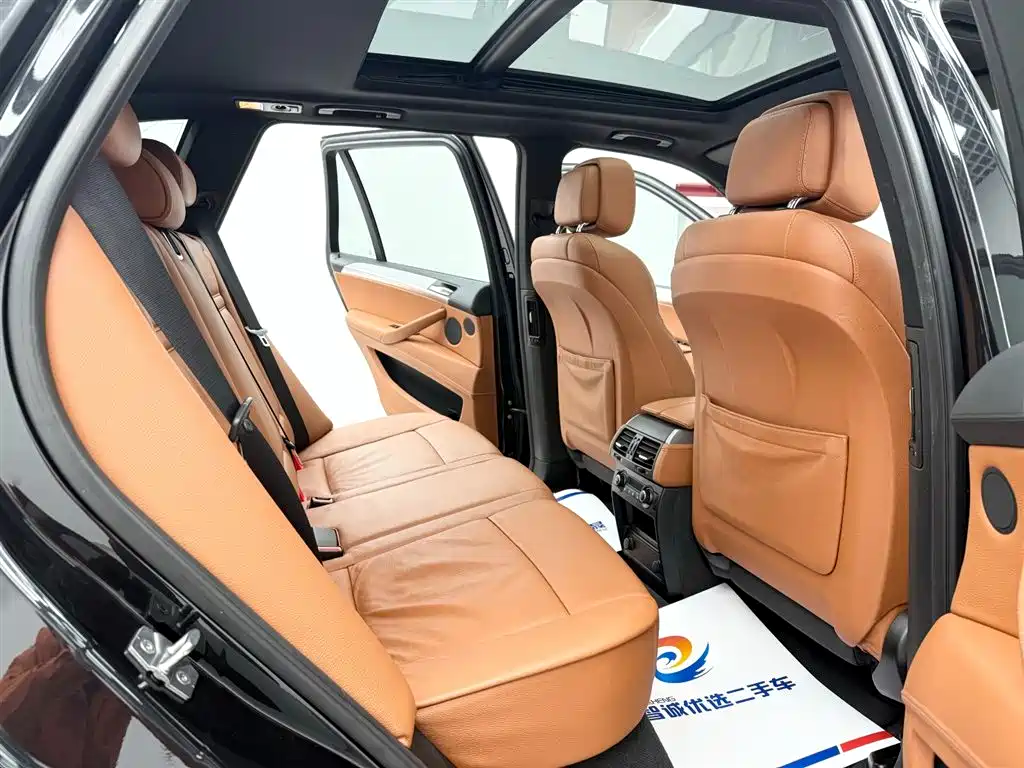 BMW X5 M 2010 X5 M фото 7