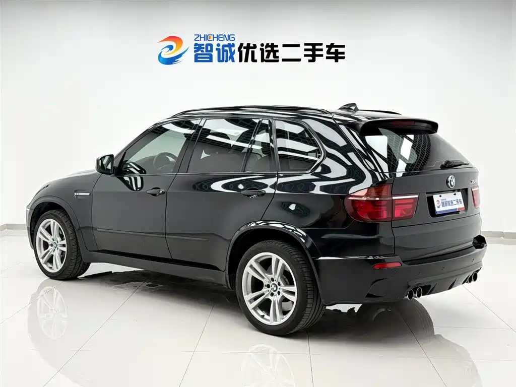 BMW X5 M 2010 X5 M фото 21