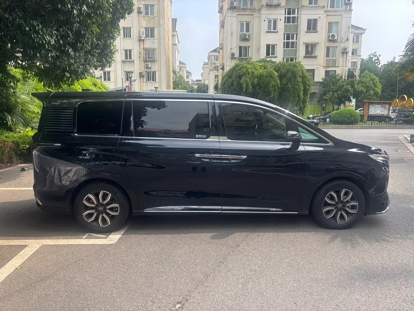 Hongqi HQ9 2023 2.0T Smart Connect Flagship фото 4