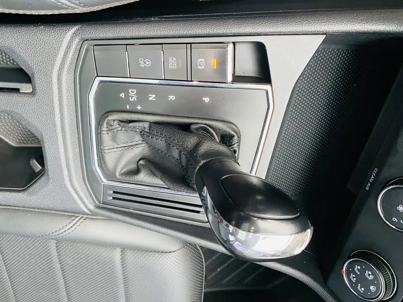 Volkswagen Lavida 2021 1.5L Auto Comfort Edition фото 10