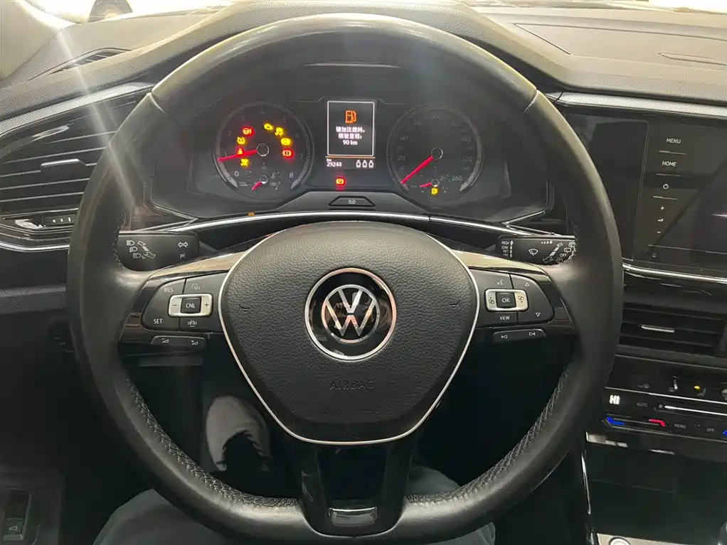 Volkswagen Tayron 2021 280TSI 2WD Luxury Smart Connect фото 12