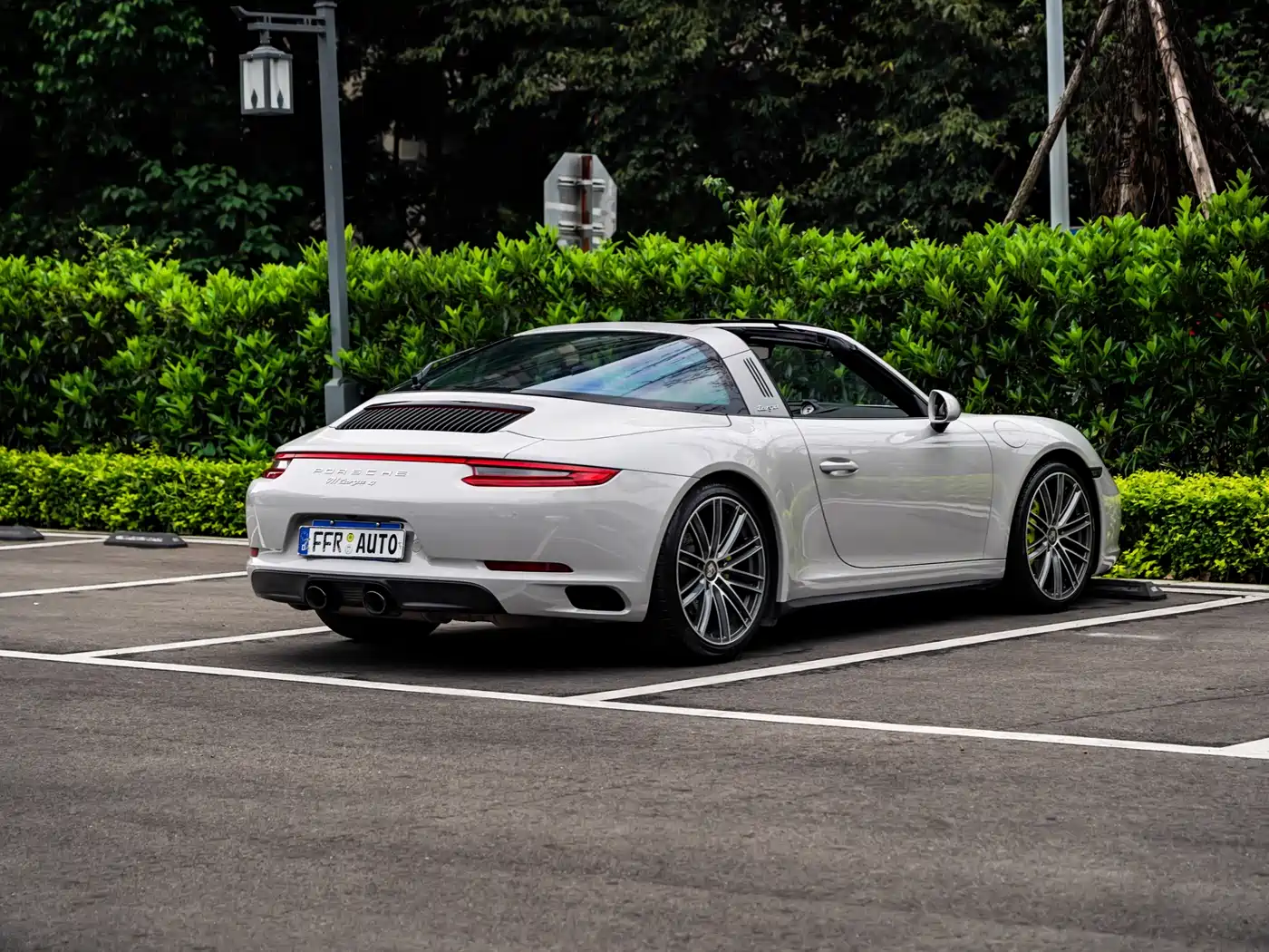 Porsche 911 2016 Targa 4 3.0T фото 12