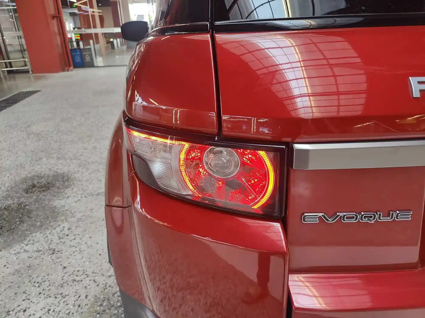 Land Rover Range Rover Evoque (Import) 2012 2012 2.0T 3-door Sport Edition