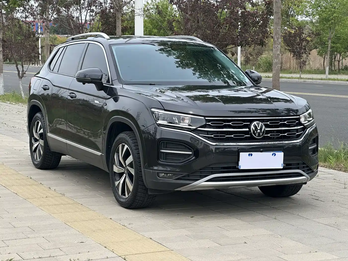 Volkswagen Tayron 2022 280TSI 2WD Luxury Smart Connect Edition фото 4