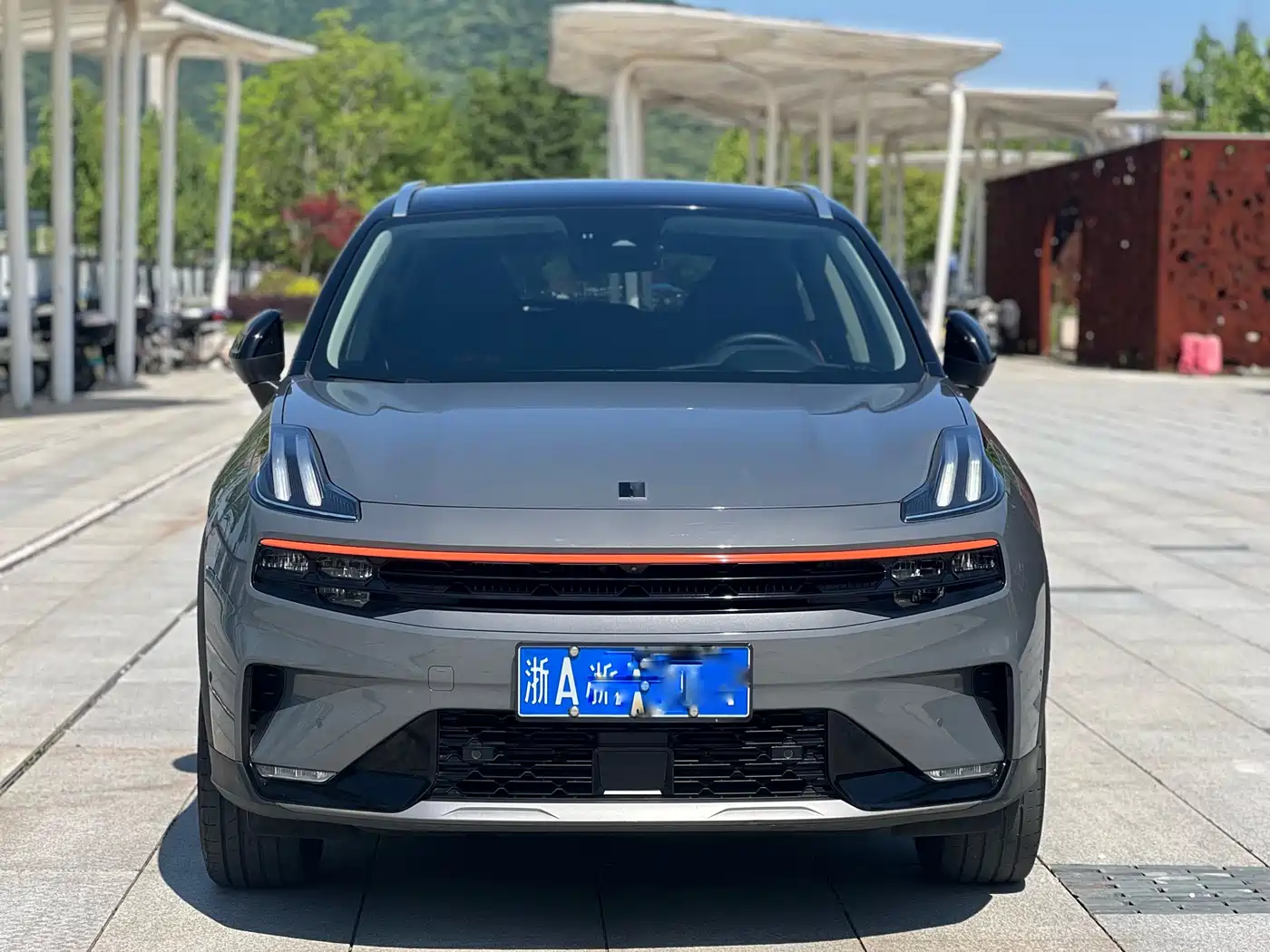 Lynk & Co 06 2020 1.5T Halo фото 2