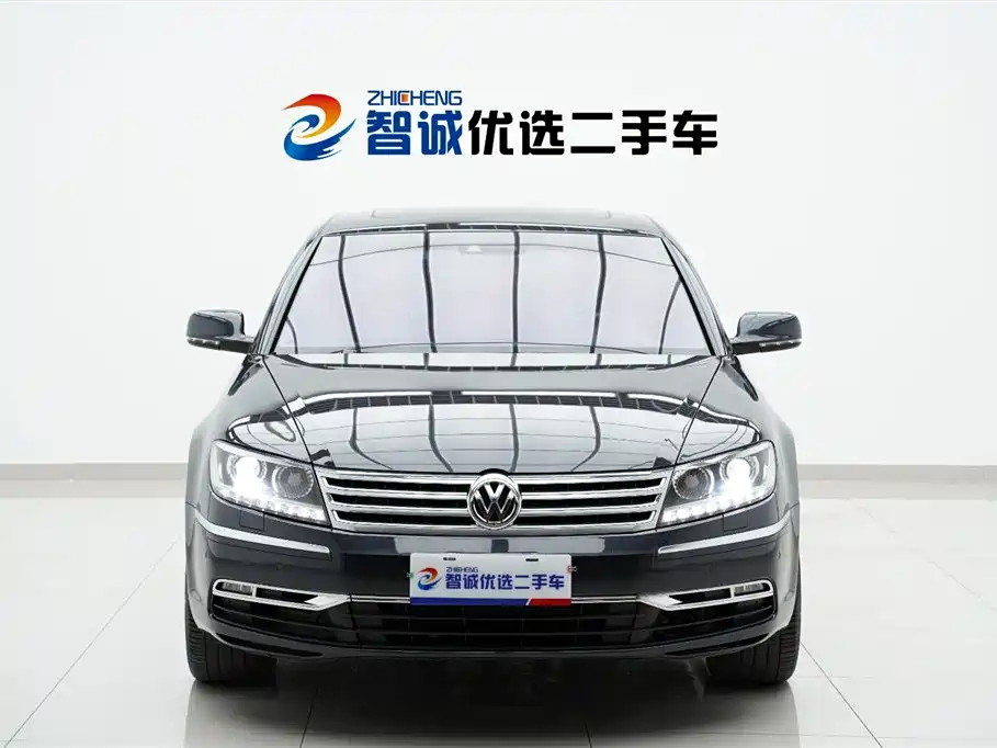 Volkswagen Phaeton 2012 4.2L Luxury Custom фото 2