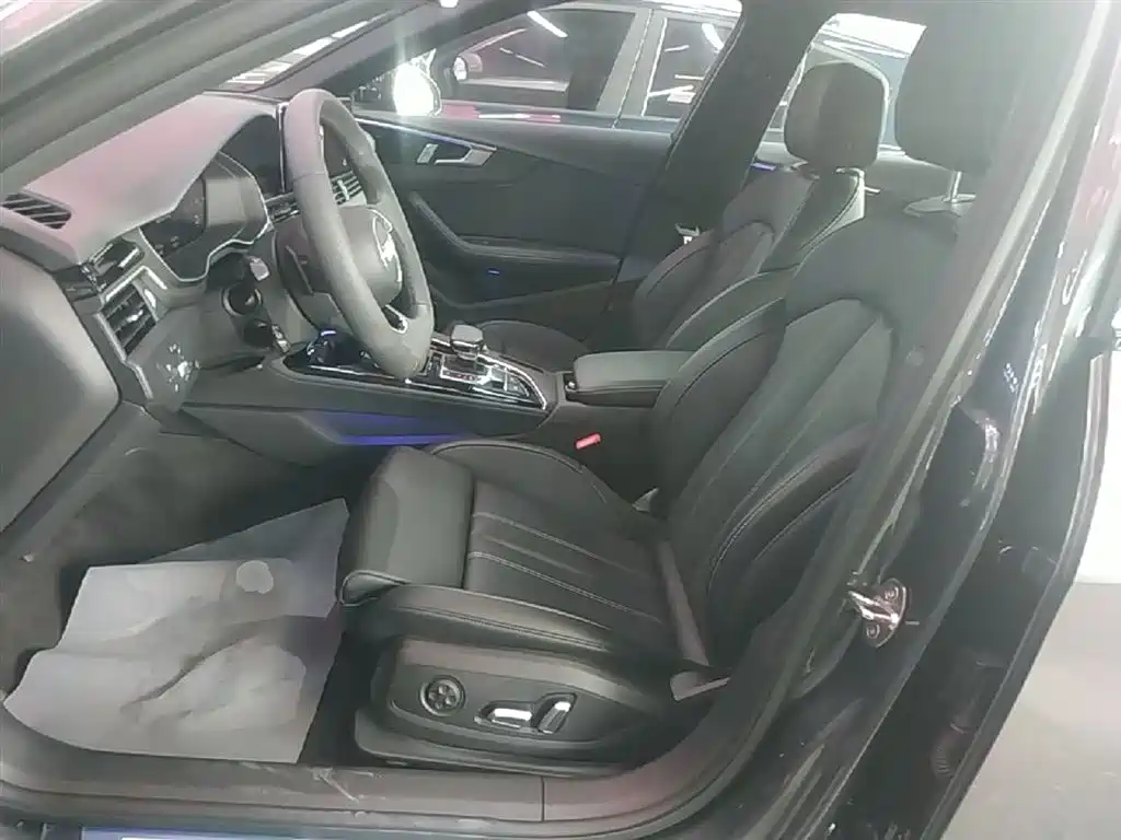 Audi A4L 2024 40 TFSI Luxury Dynamic фото 11