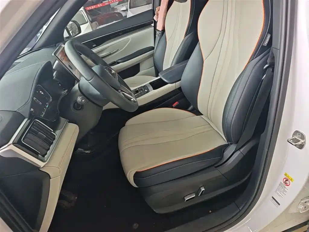BYD Song PLUS PHEV 2021 DM-i 51KM Honor фото 14