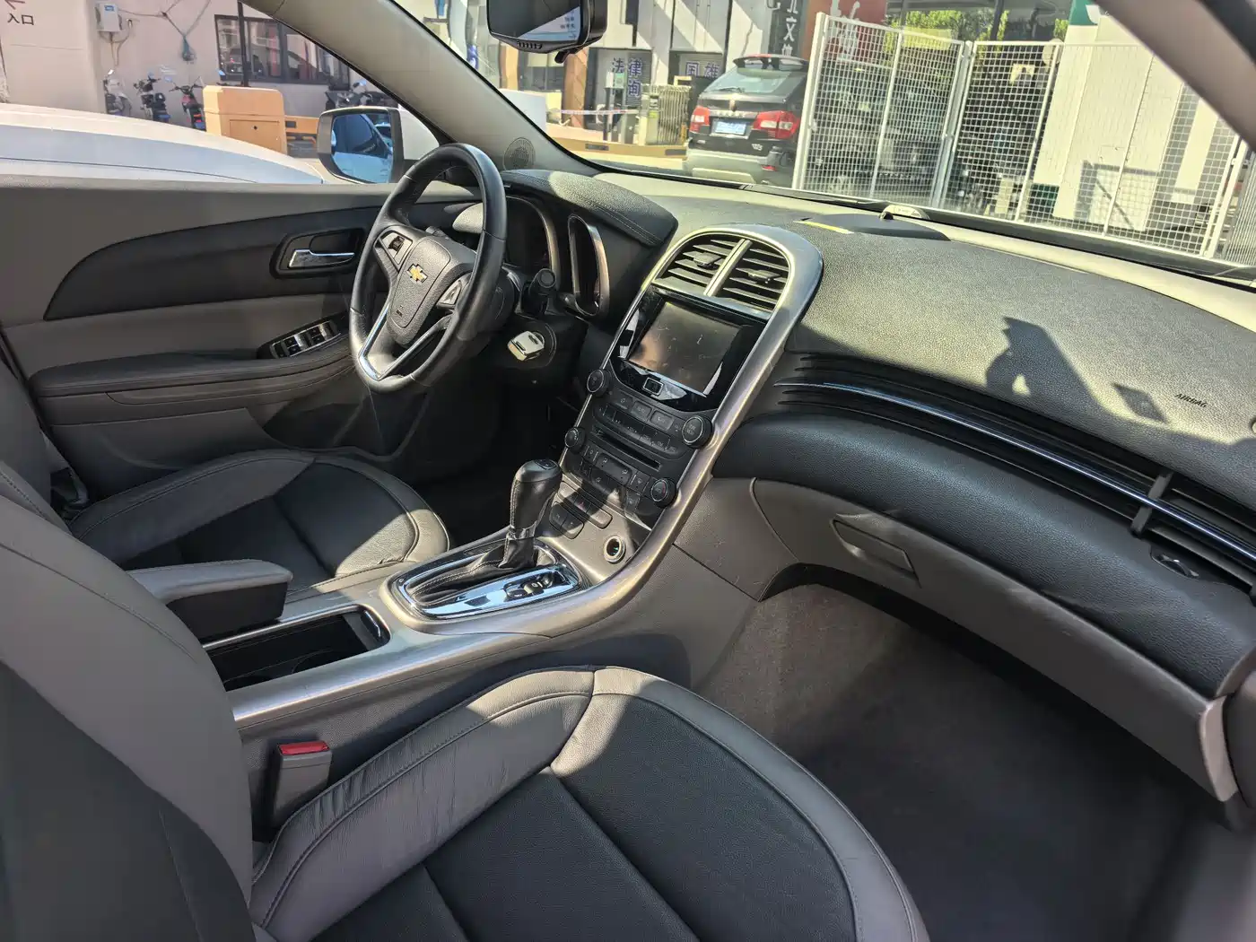 Chevrolet Malibu 2013 2.0L Automatic Luxury Edition фото 15