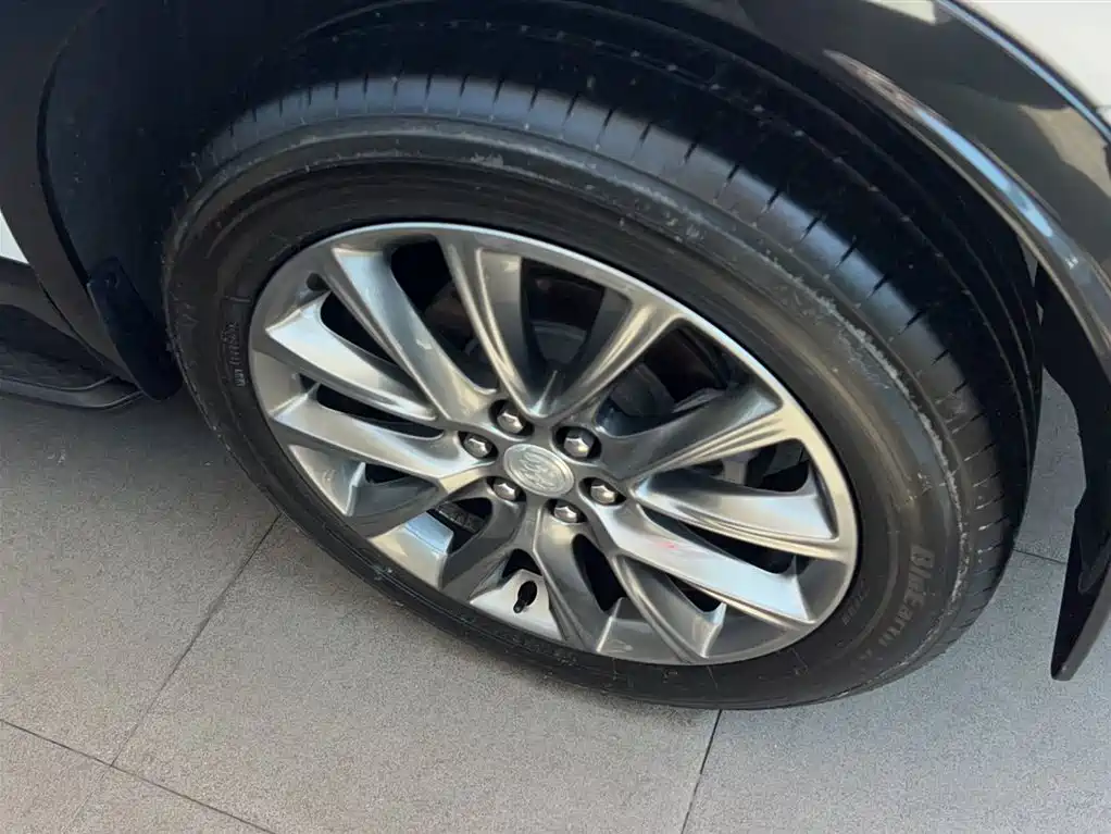 Buick Enclave 2022 652T 2WD Premium 7-Seater фото 6