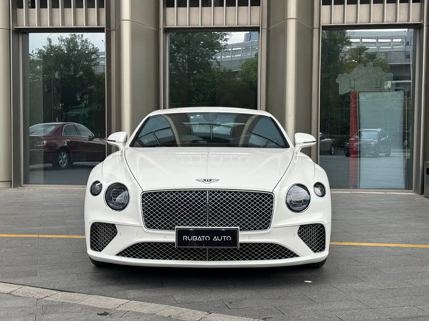 Bentley Continental 2020 4.0T GT V8 фото 3