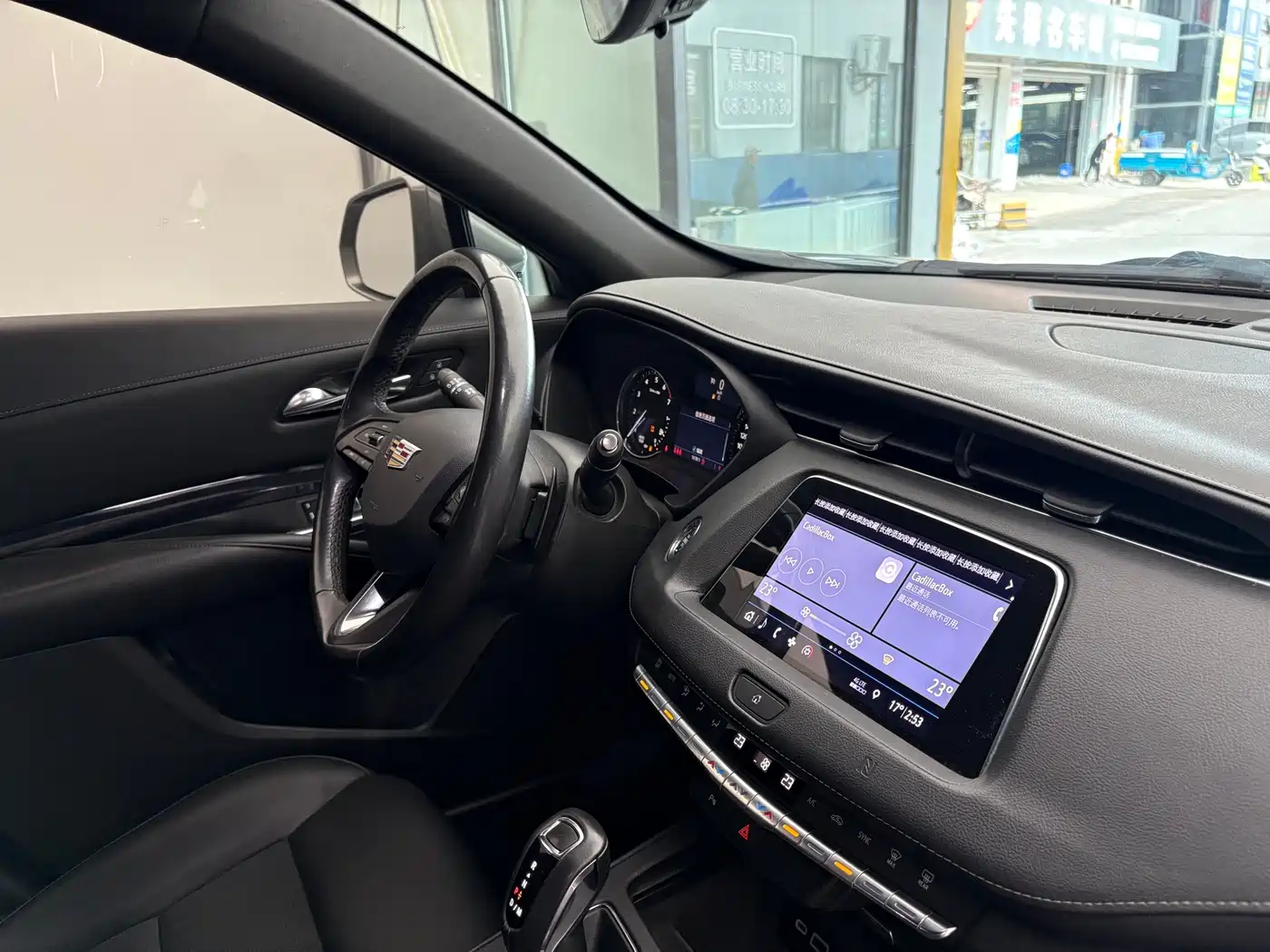 Cadillac XT4 2018 Model 28T 2WD Technology фото 15