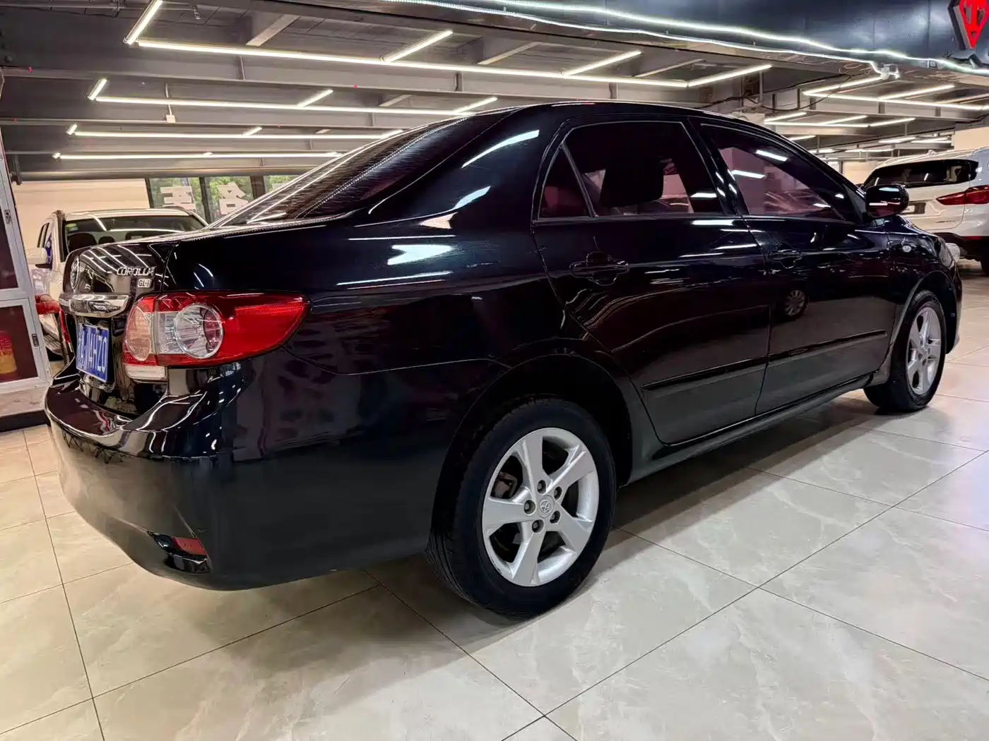 Toyota Corolla 2011 1.8L CVT GL-i фото 9