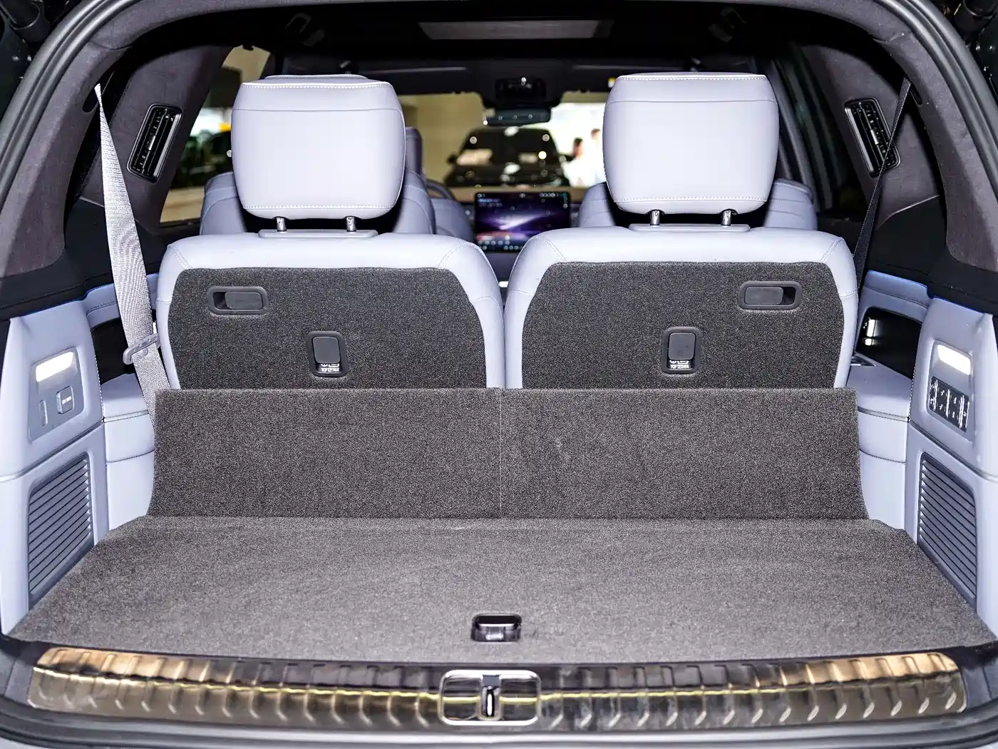 NIO ES8 2026 2025 Model 6-Seat Executive Luxury Edition