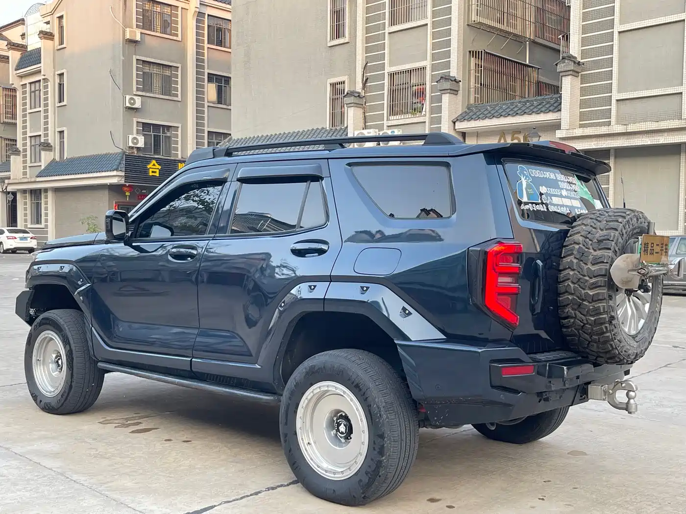 TANK TANK 400 NEW ENERGY