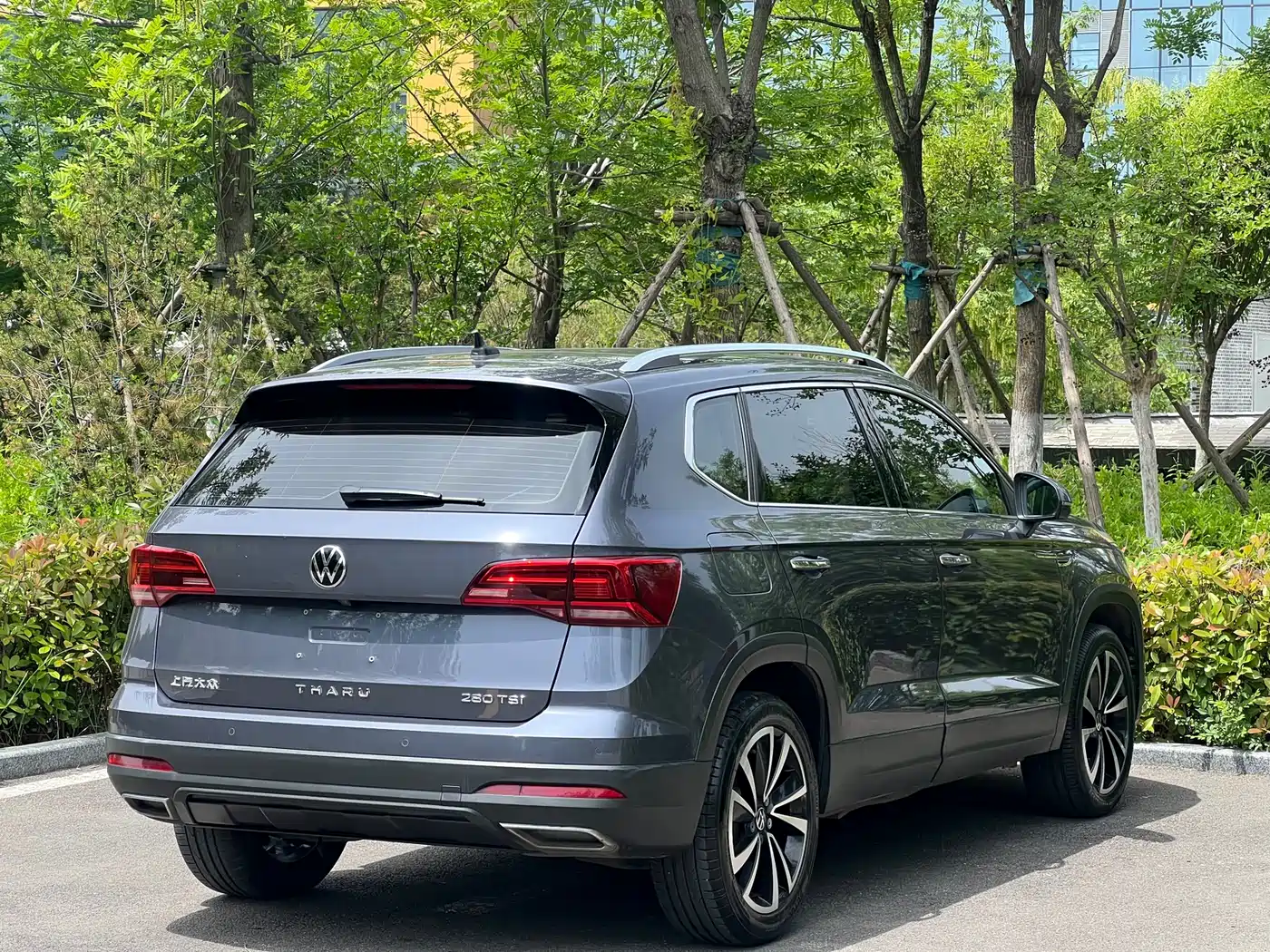 Volkswagen Tharu 2021 Model 280TSI 2WD Luxury Edition фото 4