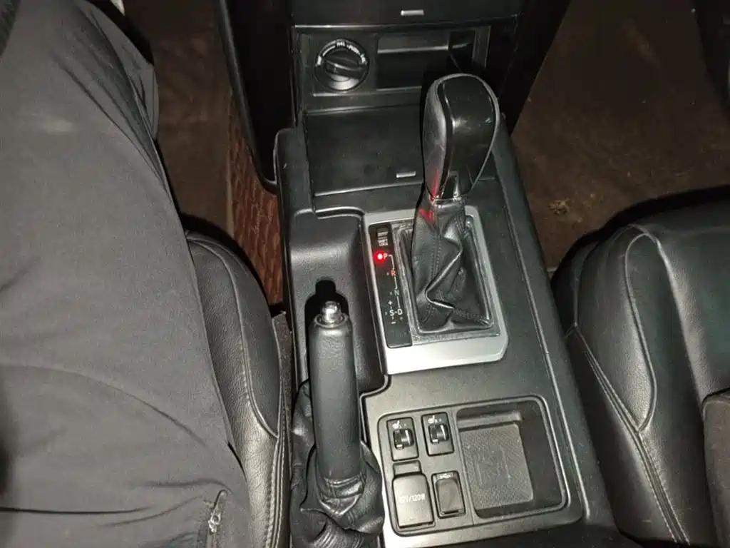 Toyota Prado 2016 2.7L Auto Standard Edition фото 14