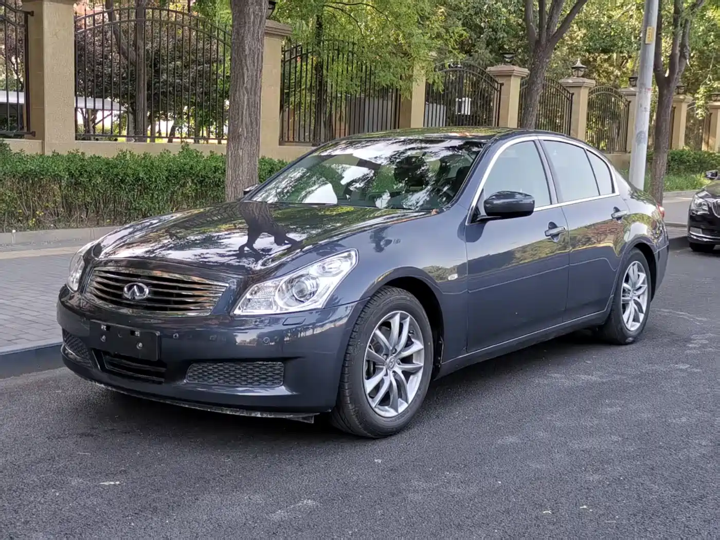 Infiniti G Series 2010 G37 Sedan фото 2