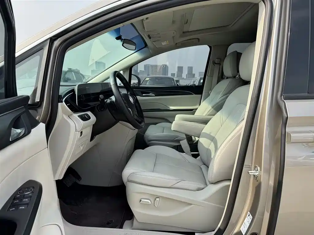 Buick GL8 2023 ES Landmaster Comfort фото 12