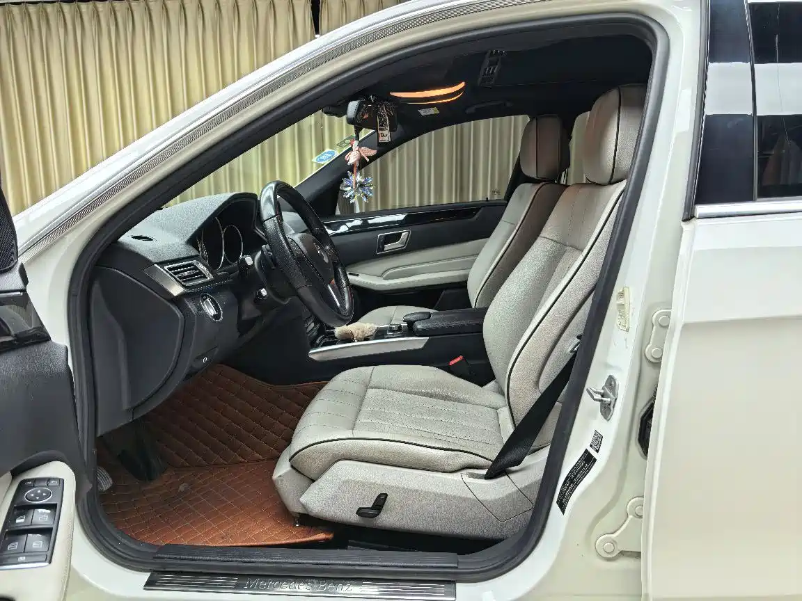 Mercedes-Benz E-Class 2015 E 180 L фото 4