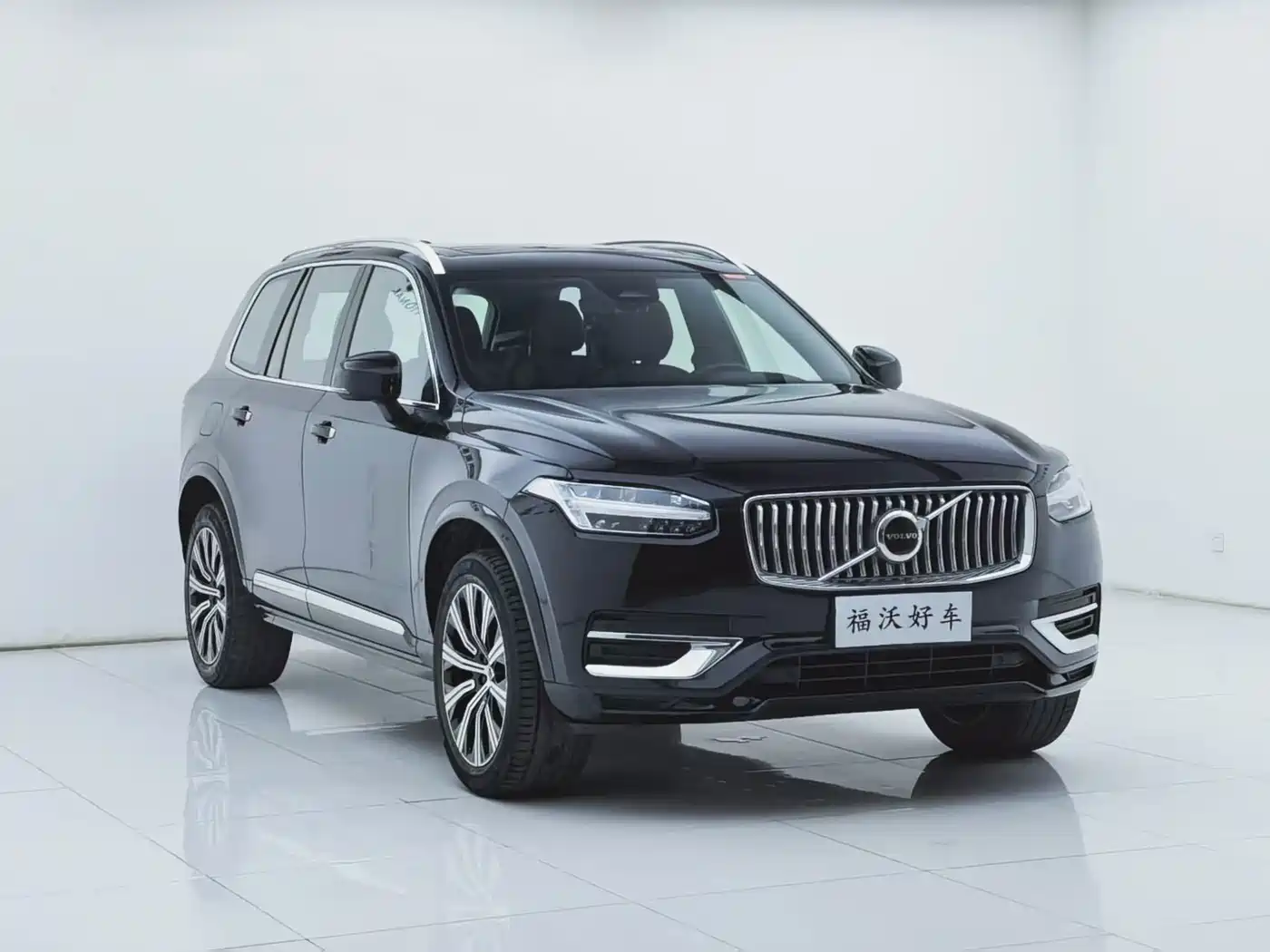 Фото 3 - Volvo XC90