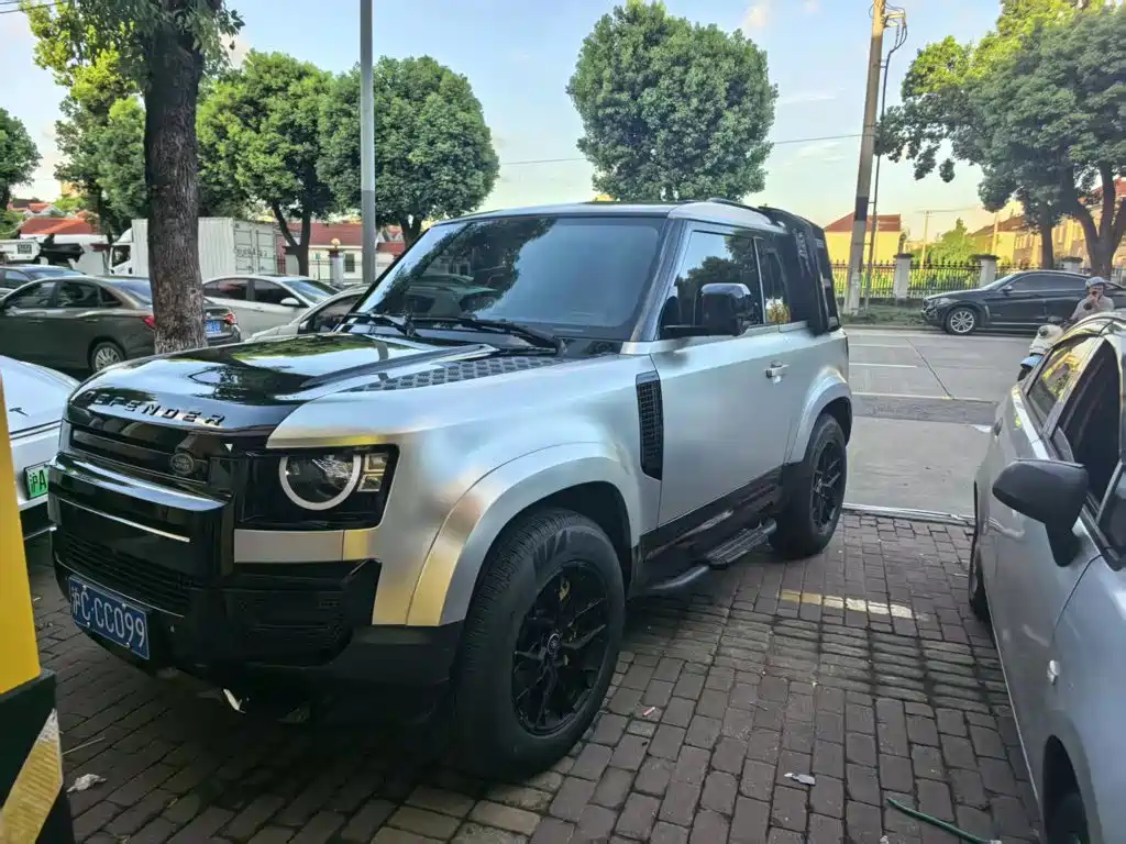 Land Rover Defender 2025 2024 90 2.0T P300 S