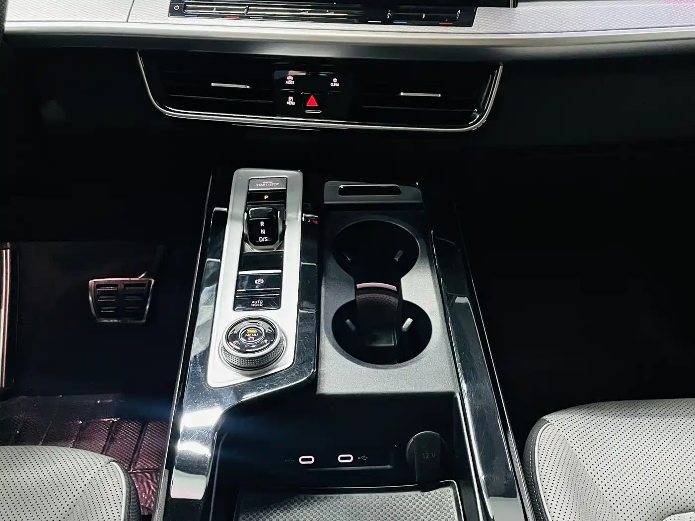 Volkswagen Talagon 2023 380TSI 4WD R-Line Touring Edition фото 12