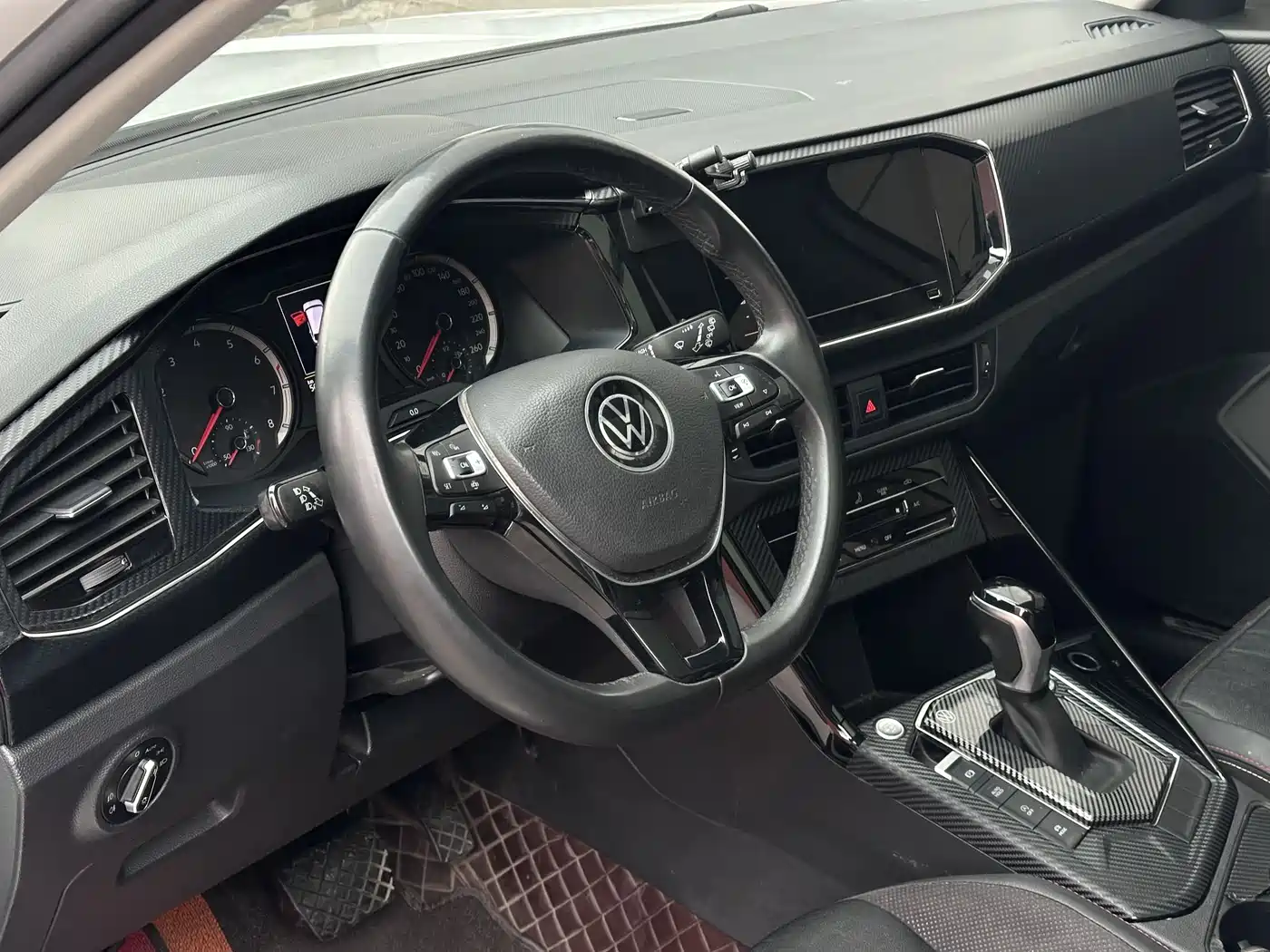 Volkswagen Tayron 2022 280TSI 2WD Luxury Smart Connect Edition фото 4