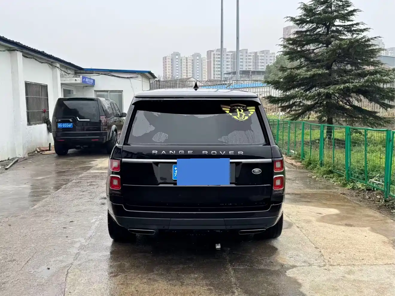 LAND ROVER RANGE ROVER