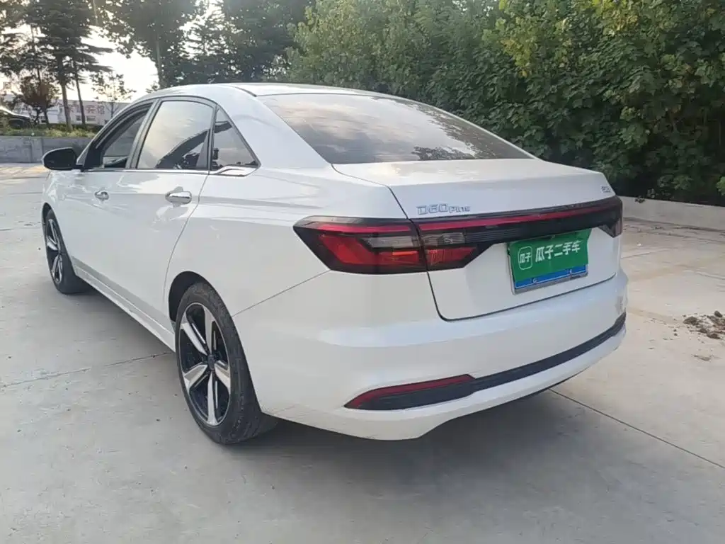 Venucia D60 2024 2023 PLUS 1.6L XL CVT Joy Leader Edition