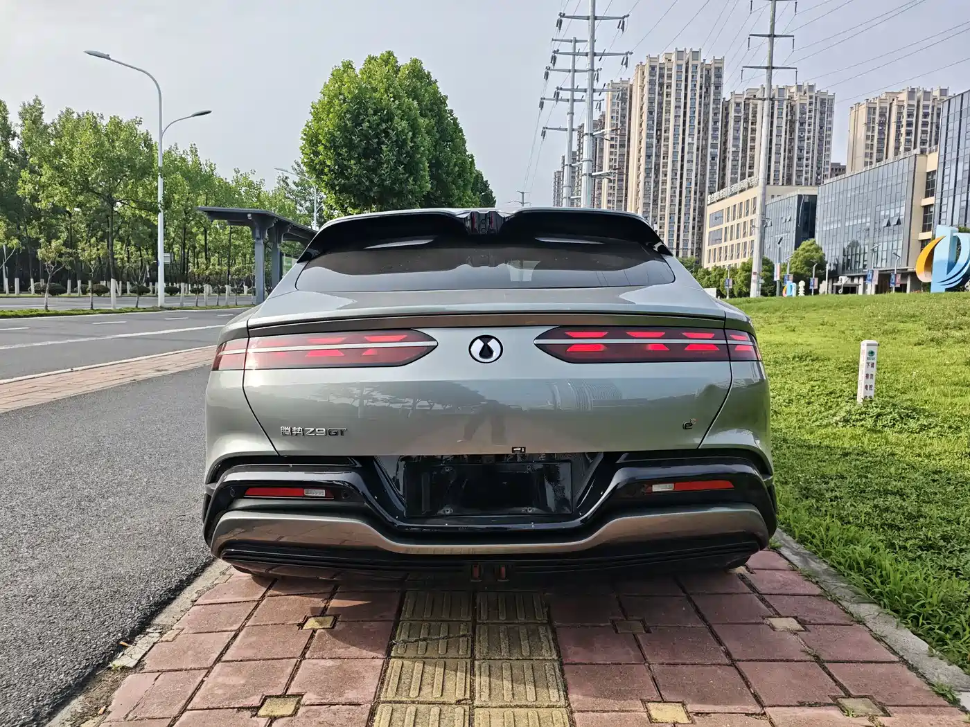 Denza Z9GT 2024 1100 AWD Ultra Edition фото 10