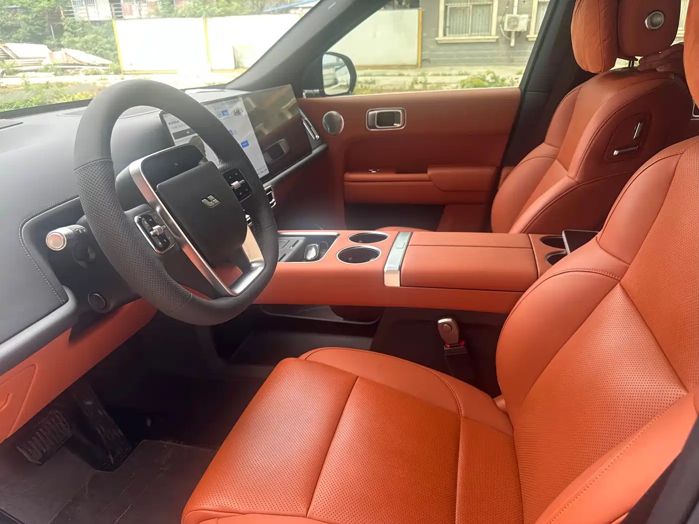 Li Auto Li Xiang L9 2024 Model Ultra фото 4
